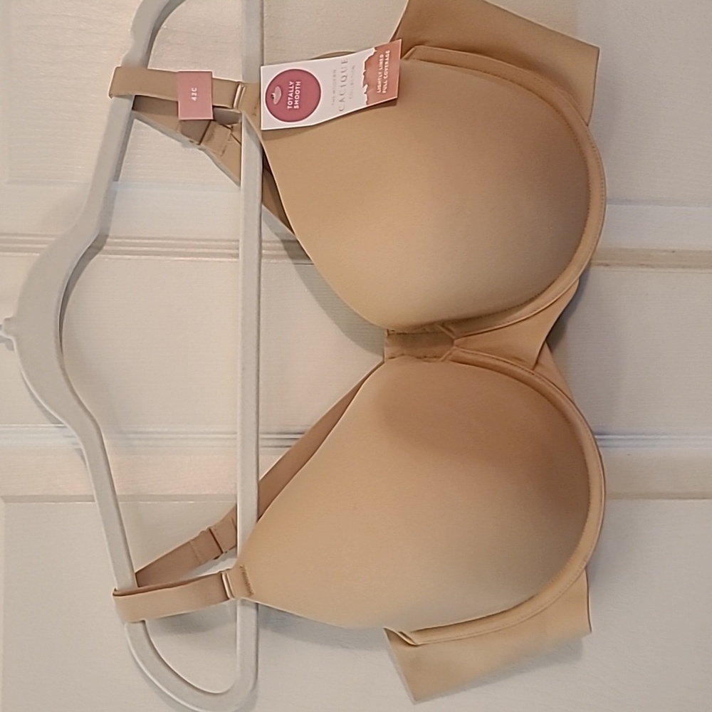Cacique full coverage smoothing bra